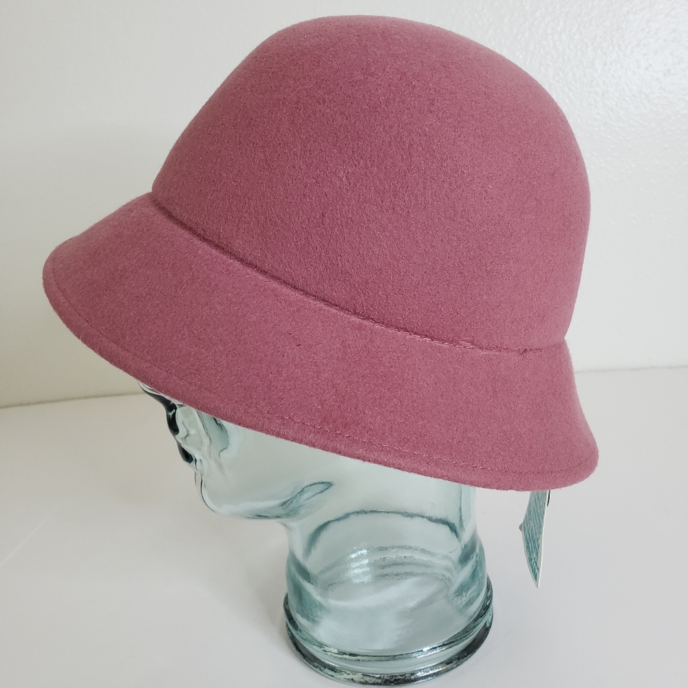 NWT Urban Outfitters 100% Wool Hat